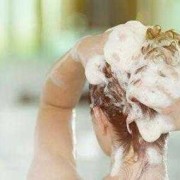 洗热水澡对胎儿的影响（洗热水澡对胎儿的影响大吗）