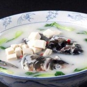 孕妇吃鱼头对胎儿好吗（孕妇吃鱼头对胎儿好吗）