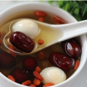 孕妇吃枣子对胎儿好吗（孕妇可以吃枸杞红枣吗）