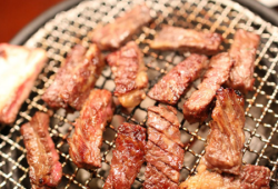 孕晚期能不能吃烤肉,孕期吃烤肉可以吗