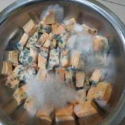 豆腐乳也称霉豆腐，霉是哪种霉菌?为什么可以吃呢,孕期可以吃霉豆腐吗?