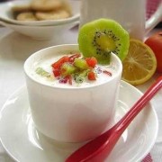 怀孕早期喝什么奶好,孕早期吃什么对胎儿好脑发育好
