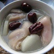 孕妇吃猪蹄对胎儿好吗（孕妇吃猪蹄怎么炖最好）