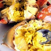 孕期吃了螃蟹怎么办（怀孕八个月吃了螃蟹后发现下面见红对胎儿有影响吗）