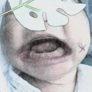 胎儿笑（婴儿望着天花板笑的是怎么回事呢?不知道是怎么了）