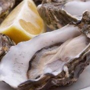 胎儿太瘦了（胎儿太瘦了吃什么才能长胖）