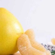 孕期吃红柚好还是白柚？还是都不能吃,怀孕吃柚子对胎儿好吗?