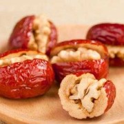 孕期吃枣（怀孕可以吃核桃红枣吗，有什么功效作用的吗）