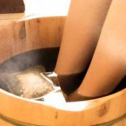 孕妇可以去洗脚不,怀孕期可以泡脚吗?