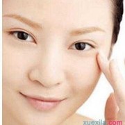 孕妇眼睛肿了怎么办？孕期眼睛肿了吃什么消肿好呢,孕期消肿的最快方法腿部和脚