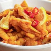 孕妇吃鸡爪对胎儿好吗（孕妇可否吃酸辣鸡爪?怀孕之后一直没什么胃口，婆婆自己弄了酸辣的鸡爪，不知道能不能吃呢）