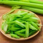 孕期可以吃芹菜吗（芹菜属于热性还是凉性,芹菜不适合哪些人吃）