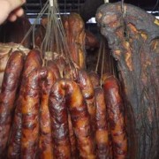 孕期能吃腊肠吗（孕早期可以吃腊肠吗）
