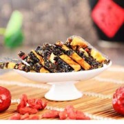备孕期间可以吃桂圆吗（备孕期间可以吃红枣，枸杞，阿胶糕嘛）
