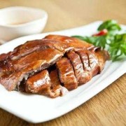 孕期吃鹅肉（产妇可以吃烧鹅吗？烧鹅有哪些营养呢）