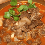 孕期可以吃羊肉（哺乳期能吃羊肉吗，吃了，宝宝会过敏吗）