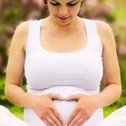 孕期乳房没有胀痛（孕期胸不涨）