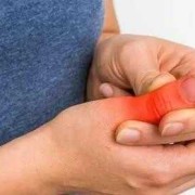 孕期手指关节痛的原因（孕期手指关节痛的原因有哪些）