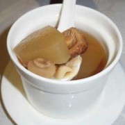 孕妇能吃莲子松茸炖的汤吗,孕期吃松茸对胎儿好吗?