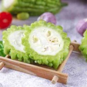 孕妇吃苦瓜对胎儿好吗（孕妇吃苦瓜对胎儿好吗有影响吗）