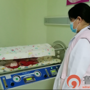 怀孕期间宝宝缺氧有什么症状（宝宝缺氧会有什么症状啊？怀孕八个月多了，到底怎么调理合适呢）