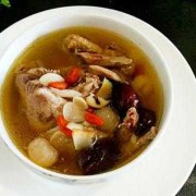 孕期能喝鸽子汤吗（孕期能喝鸽子汤吗好吗）