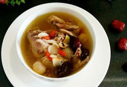 孕期能喝鸽子汤吗（孕期能喝鸽子汤吗好吗）