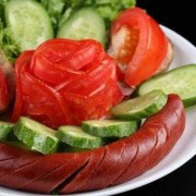 孕期西红柿（孕妇能吃黄瓜西红柿吗?因为黄瓜西红柿我是喜欢生吃的）