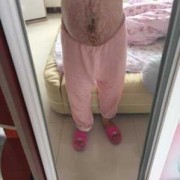 怀孕19周了，肚子左下和右下有时候硬硬的是怎么回事,十九周的胎儿在肚子什么地方