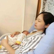 哺乳期的产妇眼睛肿了该怎么办,孕期吃什么宝宝眼睛大聪明