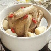 孕初期吃什么水果对胎儿好（孕早期可以吃鸽子吗）