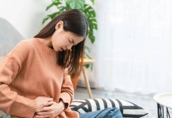 月经前小腹坠胀是怀孕？怀孕的征兆是什么啊,孕期前一个月有什么明显症状吗