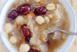 孕期吃莲子（孕期吃莲子好吗）