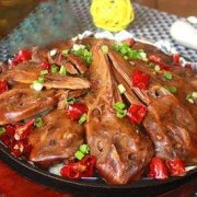 孕妇真的可以吃干锅鸭头吗,怀孕期间可以吃鸭头吗