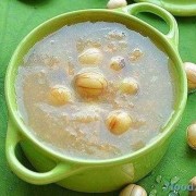 孕妇失眠吃什么食物好？我经常晚上睡不着，白天累的发困,孕期失眠食疗方法