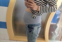 孕期肚子胀硬（孕妇肚皮发硬，正常吗）