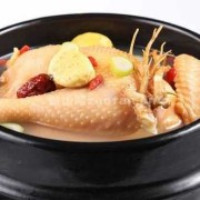 怀孕期间能吃鸡肉吗（怀孕能吃人参炖鸡吗）