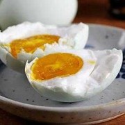 孕妇吃太咸对胎儿有影响吗（咸鸭蛋孕妇可以吃吗?吃了有什么危害）
