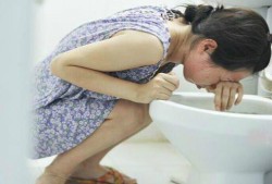 孕期危险（孕妇一个人在家危险吗？需要找人照顾吗）
