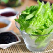 孕期吃苦瓜（孕期吃苦瓜对胎儿好吗）