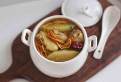 怀孕期间，可以喝鸡汤吗,孕期喝鸡汤好吗有营养吗