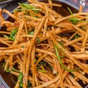 孕妇能吃香菜吗?有人说孕妇不能吃重口味的菜，真的有什么不好吗,孕期不能吃的食物清单
