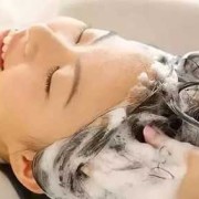 婴儿有头皮屑怎么办,胎儿头皮屑怎么去除