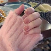 孕期美甲（孕妇可以做指甲油吗）