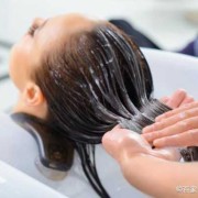 孕期头发不油了（孕期头发不油了是什么原因）