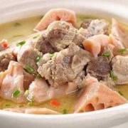 孕期吃排骨炖什么好处（孕期吃排骨炖什么好处最好）