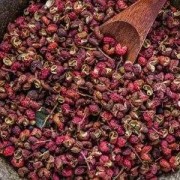 孕期吃花椒（产妇能吃花椒大料吗，哺乳期能不能吃）