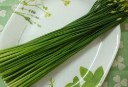 怀孕期间可以吃韭菜吗（孕妇能吃韭菜花吗，孕妇吃韭菜花好不好）