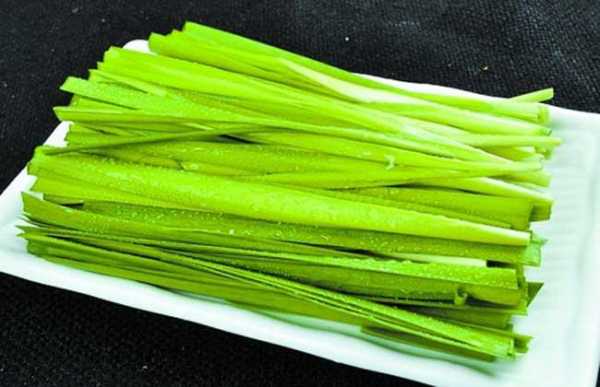 孕期可以吃韭菜吗(坐月子可以吃的蔬菜有哪些,坐月子吃哪些食物会引起回奶) 第1张 孕期可以吃韭菜吗(坐月子可以吃的蔬菜有哪些,坐月子吃哪些食物会引起回奶) 第1张