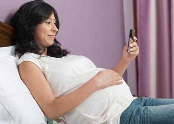 孕妇长时间玩手机对胎儿有影响吗,孕妇玩手机对胎儿有影响吗有辐射吗  第2张